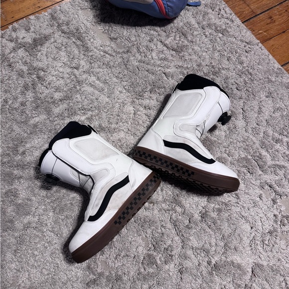 Vans Aura OG Snowboard Boots - Picture 3 of 10